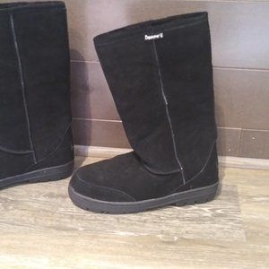 Womens BearPaw boot size 10